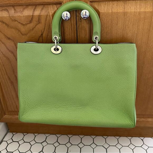 Christian Dior Pebbled Leather Medium Cannage Diorissimo Bag - Picture 2 of 11